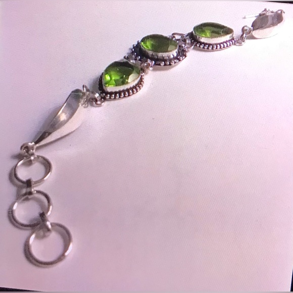 Peridot 925 Sterling Silver Bracelet - Picture 2 of 2